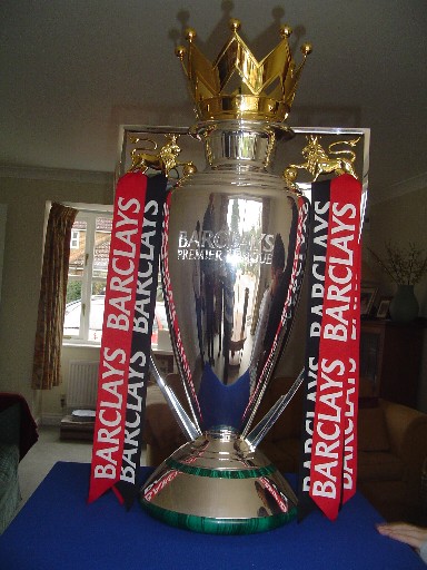 trophy small.jpg